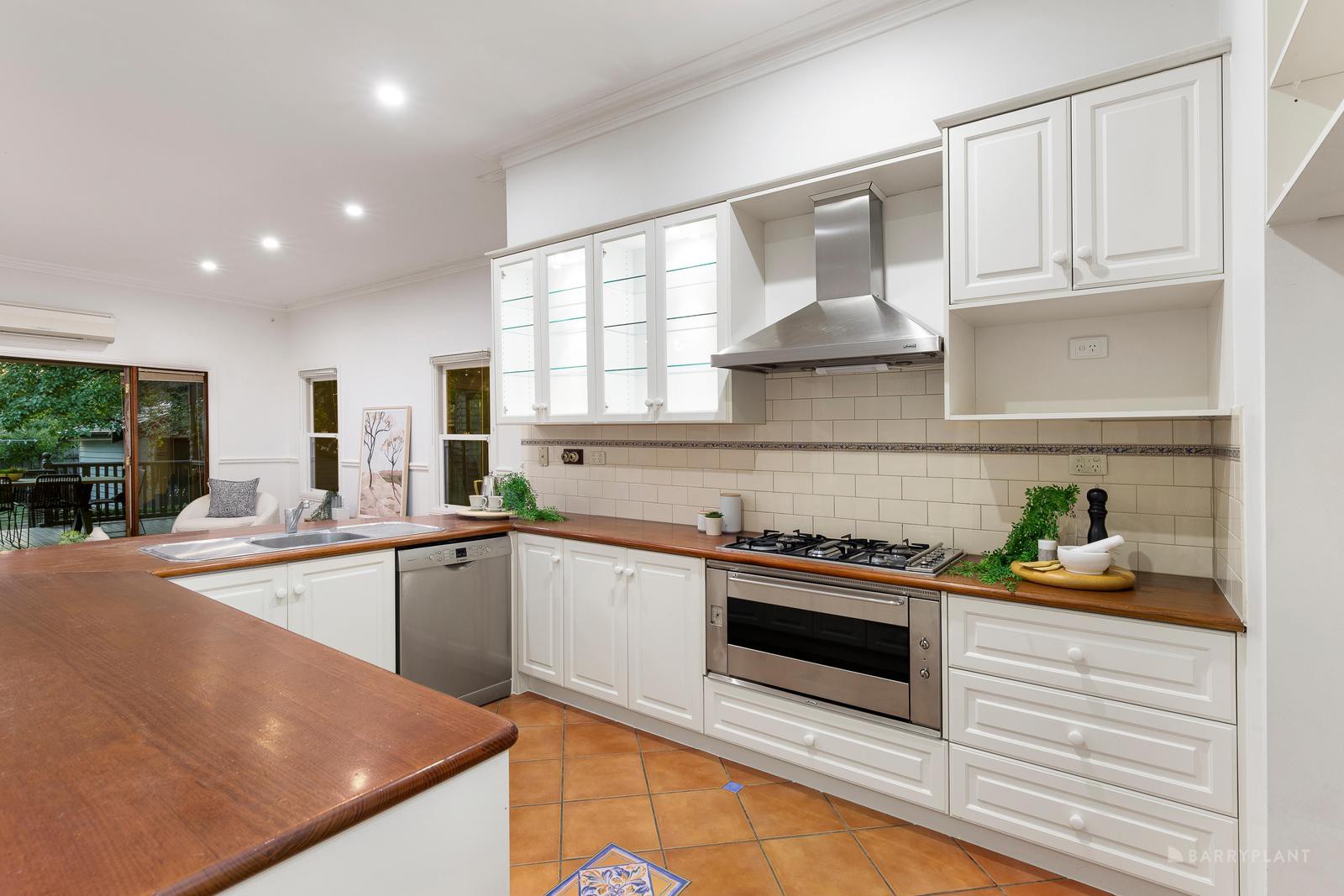 170 Surrey Road, Blackburn, VIC 3130, Blackburn - Thumbnail 8