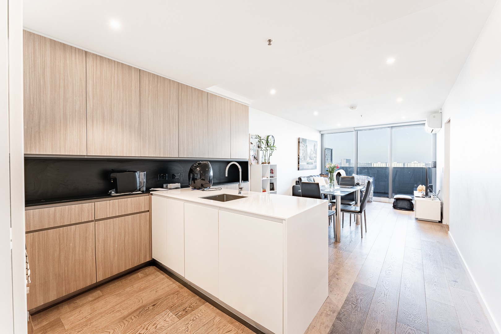 1702/1 Ascot Vale Road, Flemington, VIC 3031, Flemington - Thumbnail 3