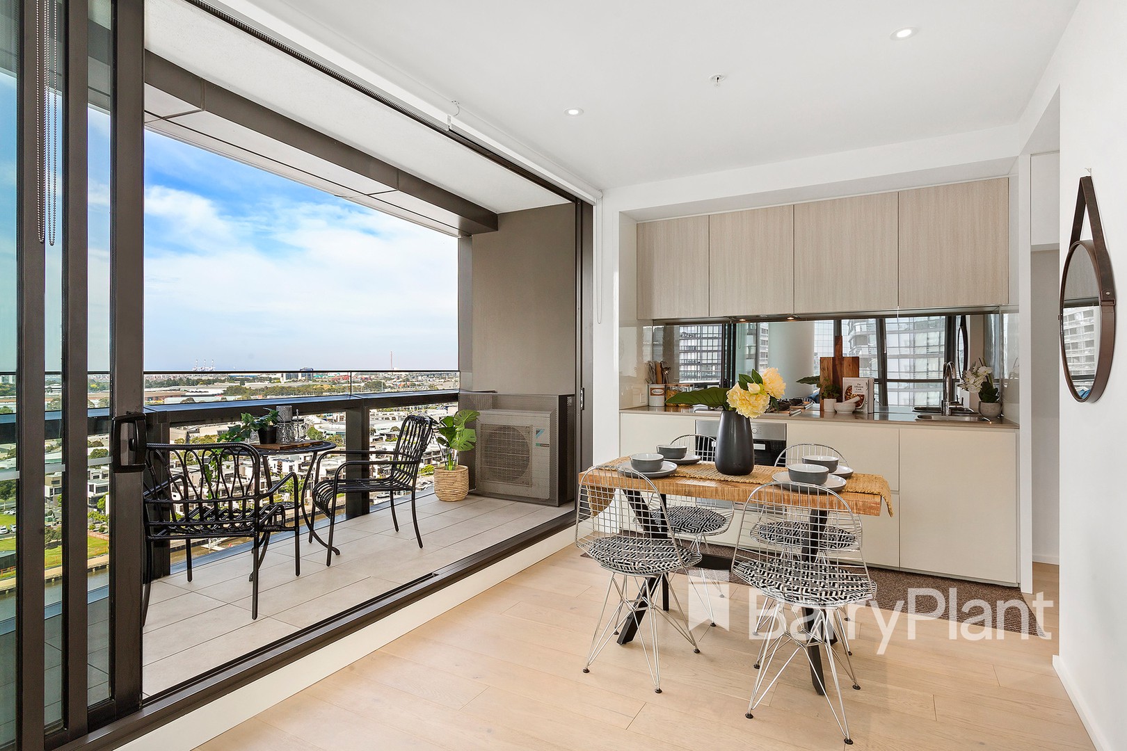 1704N/889 Collins Street, Docklands, VIC 3008, Docklands - Thumbnail 3