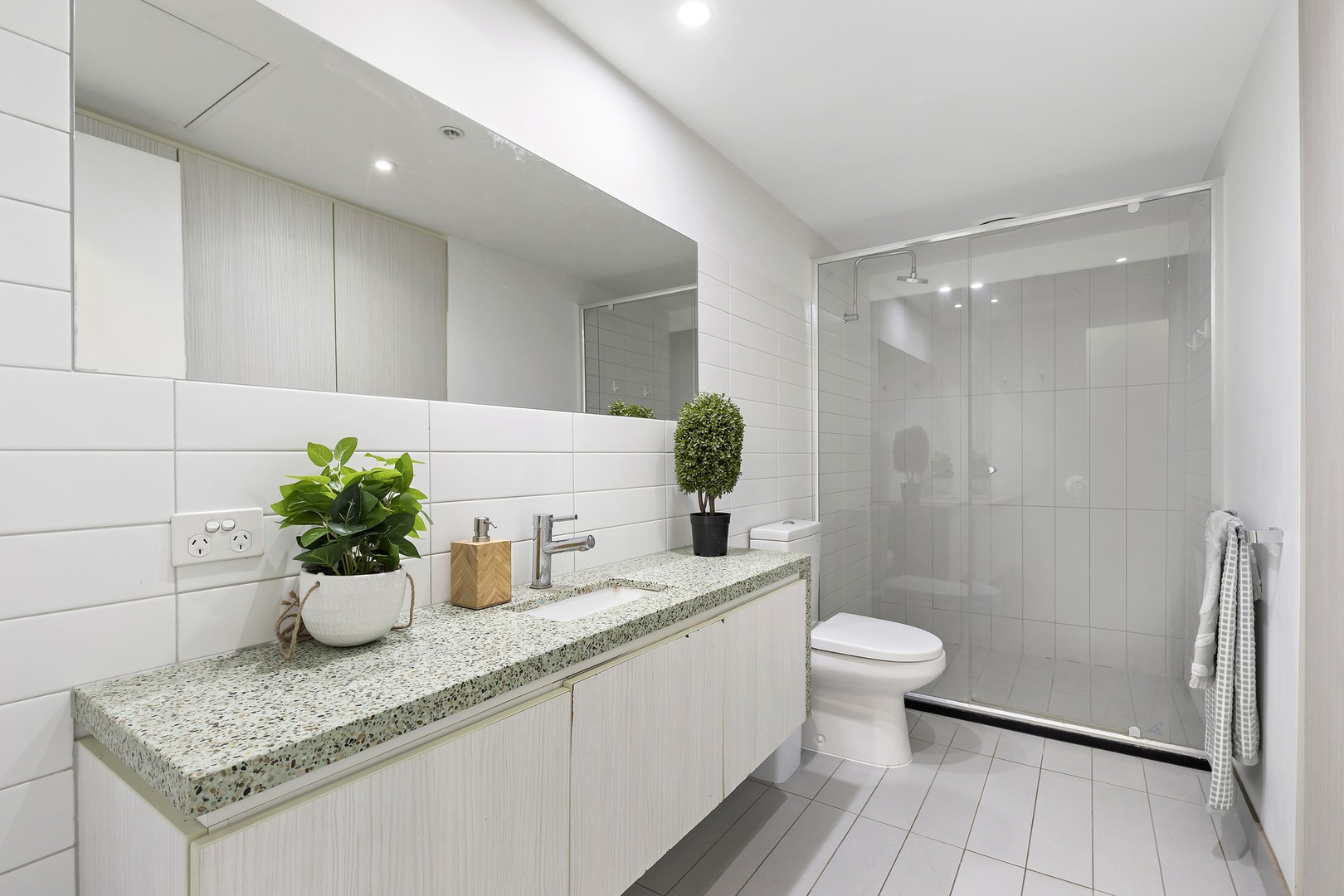1707/673 La Trobe Street, Docklands, VIC 3008, Docklands - Thumbnail 5