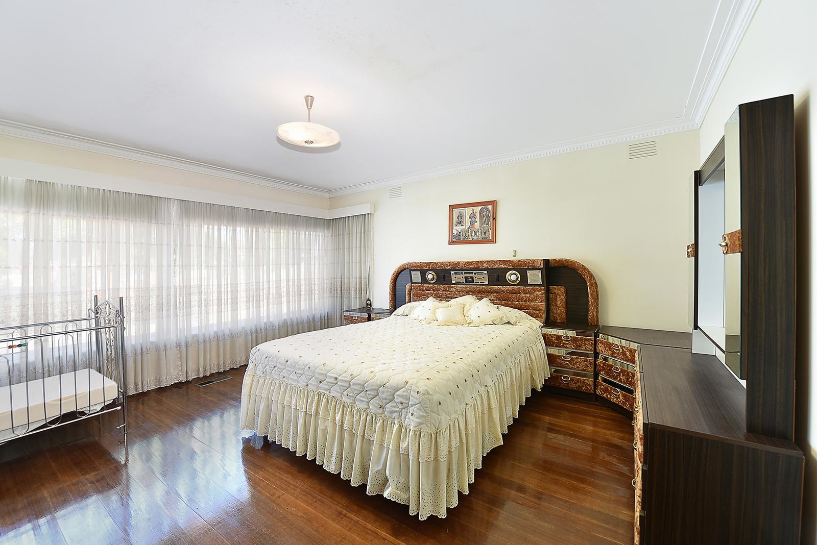 174 Broadhurst Avenue, Reservoir, VIC 3073, Reservoir - Thumbnail 7