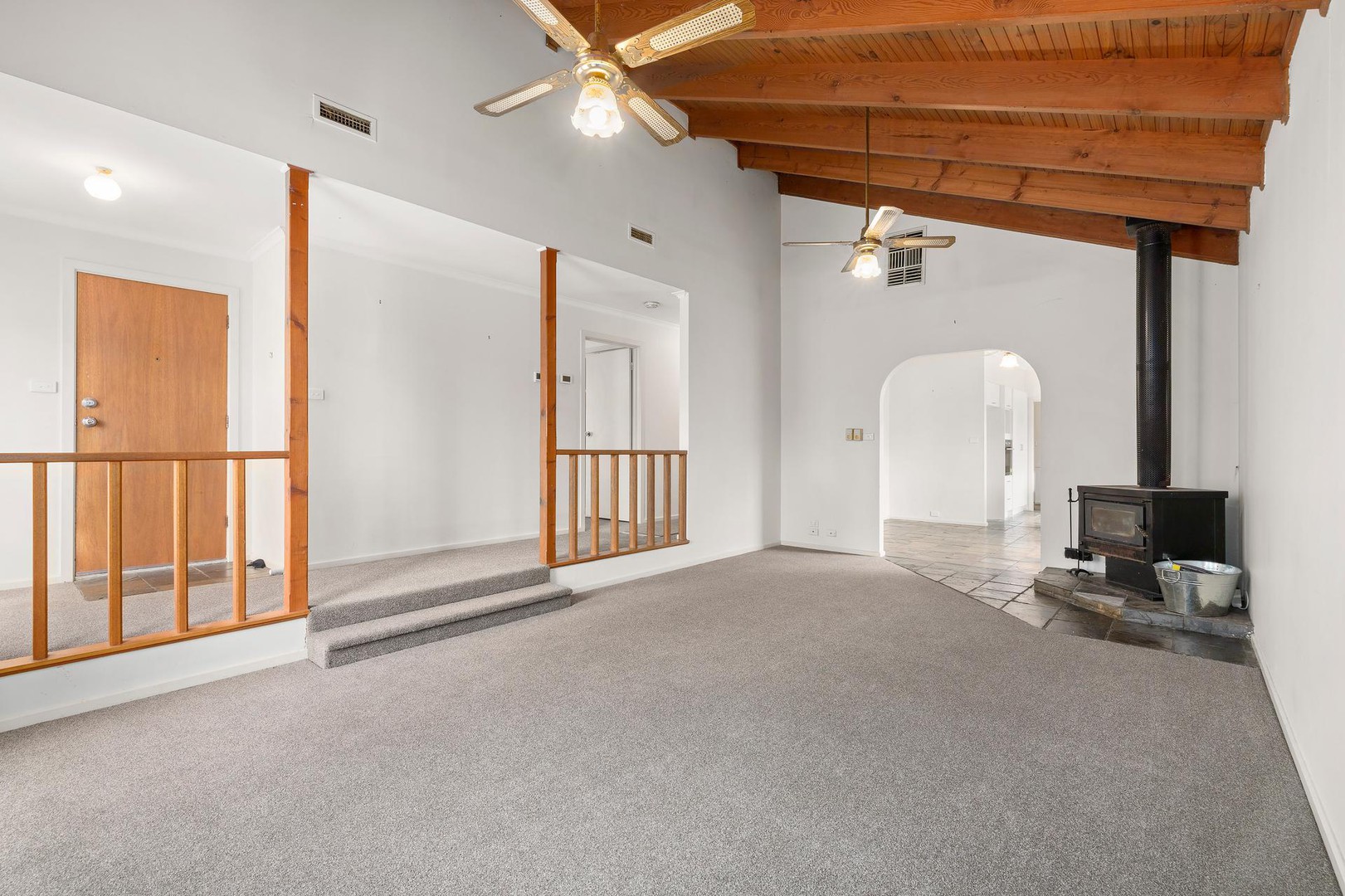 174 Roycroft Avenue, Mill Park, VIC 3082, Mill Park - Thumbnail 2