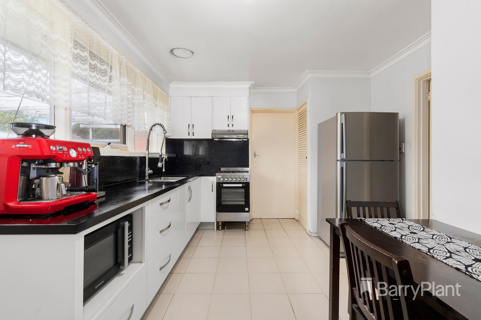 176 Dunne StreetBundoora, VIC 3083, Bundoora - Thumbnail 4