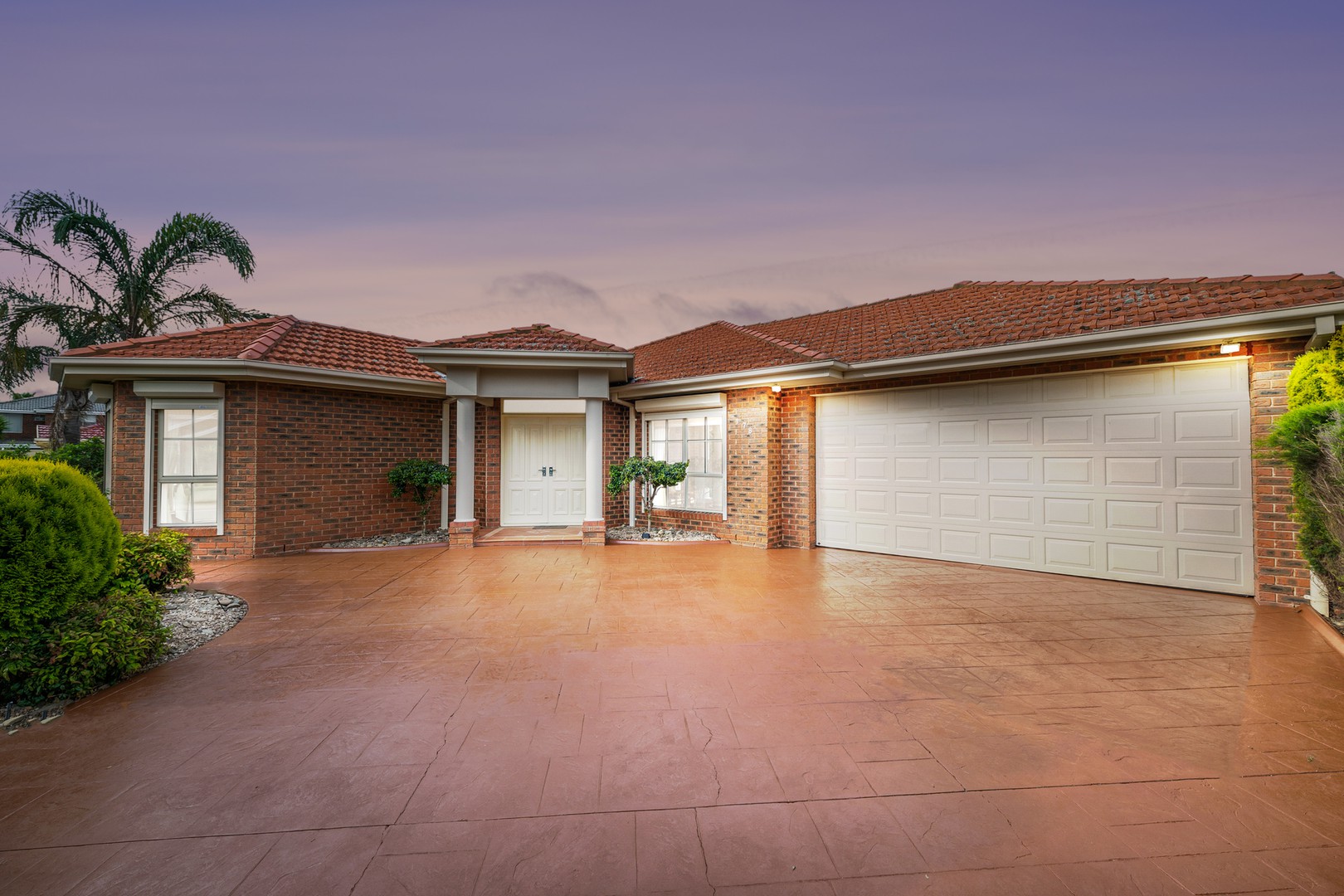 178 Lady Nelson WayTaylors Lakes, VIC 3038, Taylors Lakes - Thumbnail 2
