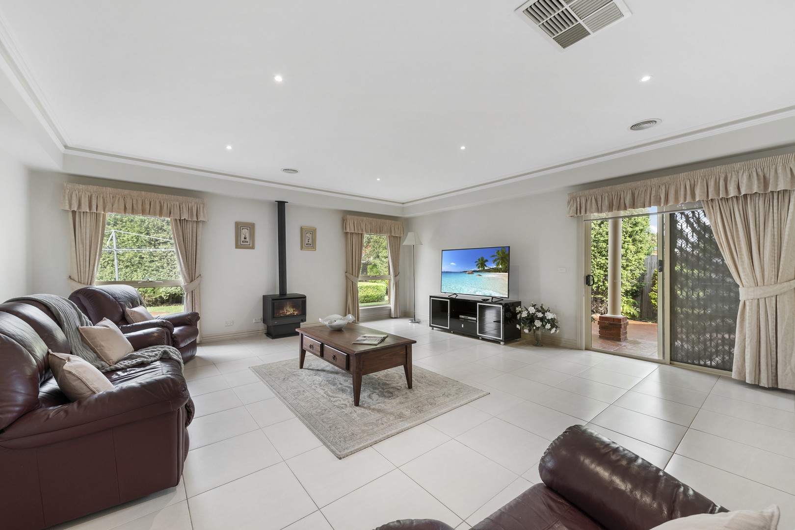 178 Lady Nelson WayTaylors Lakes, VIC 3038, Taylors Lakes - Thumbnail 5