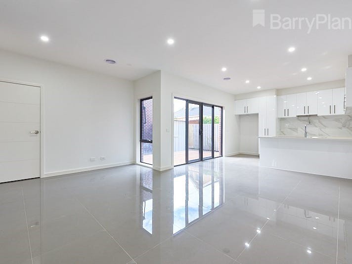17A Dunvegan Crescent, Dandenong, VIC 3175, Dandenong - Thumbnail 2