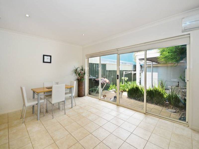 17C Wentworth Drive, Taylors Lakes, VIC 3038, Taylors Lakes - Thumbnail 3