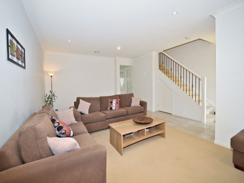 17C Wentworth Drive, Taylors Lakes, VIC 3038, Taylors Lakes - Thumbnail 4