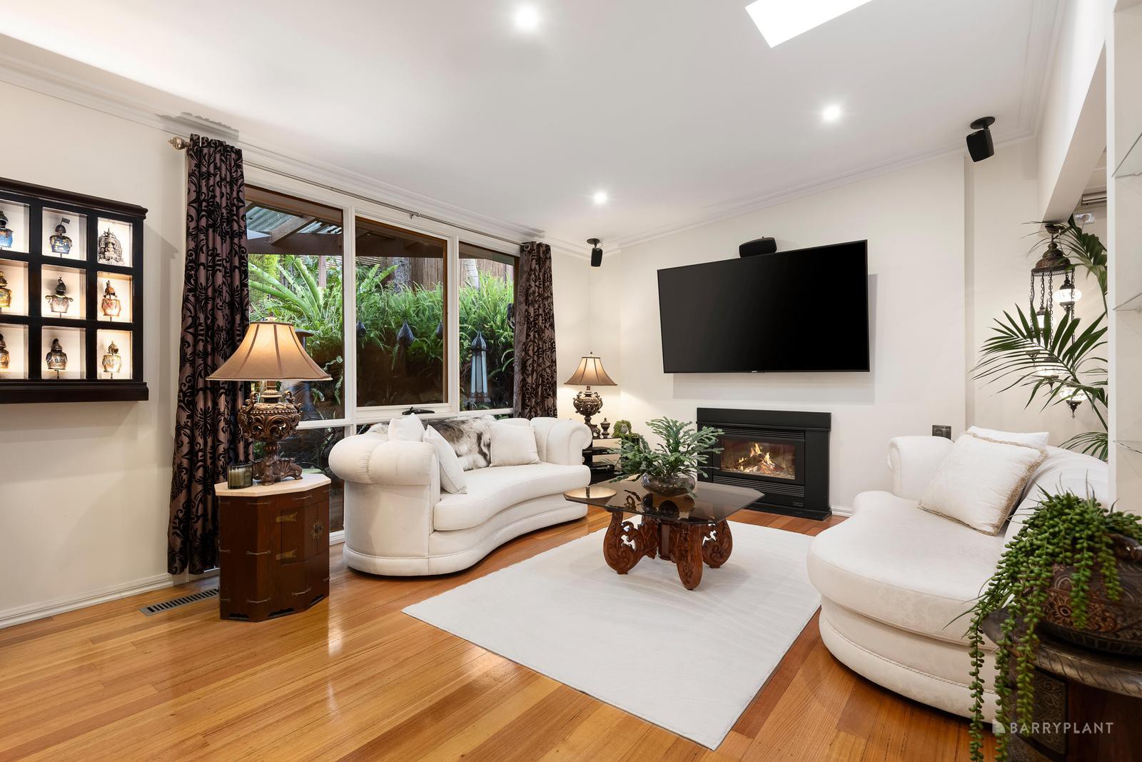 18-20 Drayton Crescent, Park Orchards, VIC 3114, Park Orchards - Thumbnail 3