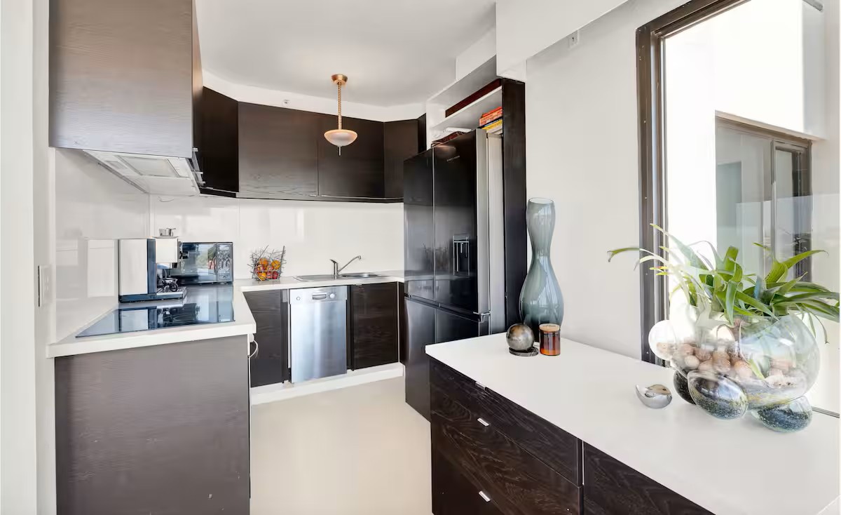 18/225 Beaconsfield Parade, Middle Park, VIC 3206, Middle Park - Thumbnail 3