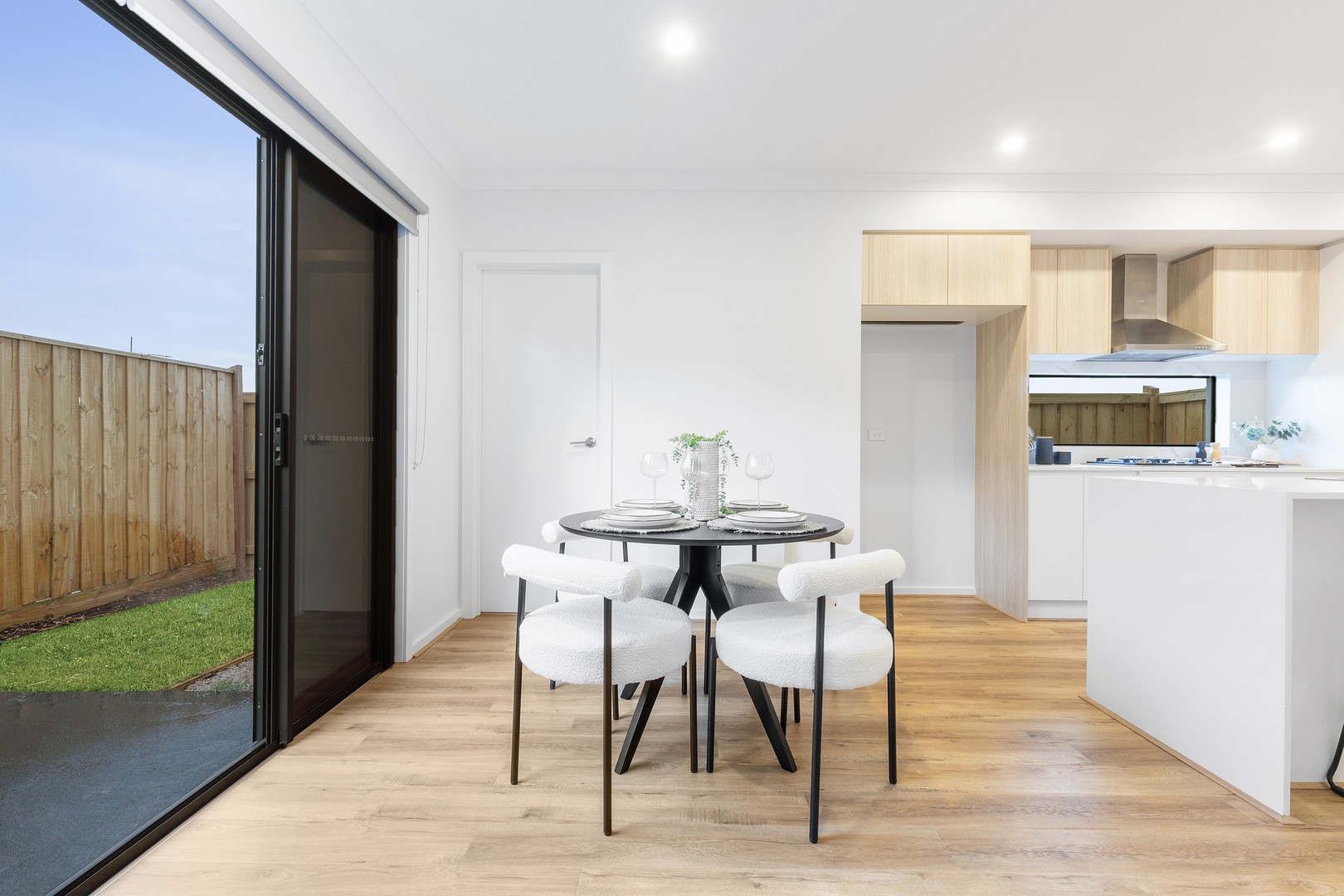 18 Adenmore Circuit, Deanside, VIC 3336, Deanside - Thumbnail 7