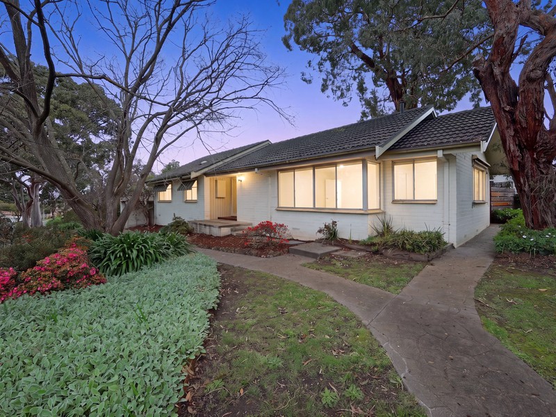 18 Aisbett Avenue, Wantirna South, VIC 3152 - Image - 29/07/2026