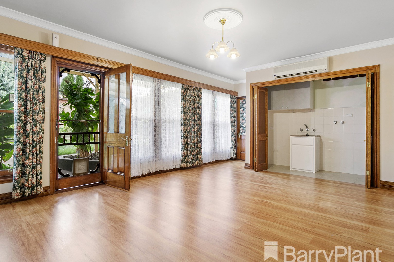18 Albert Street, Maryborough, VIC 3465, Maryborough - Thumbnail 2