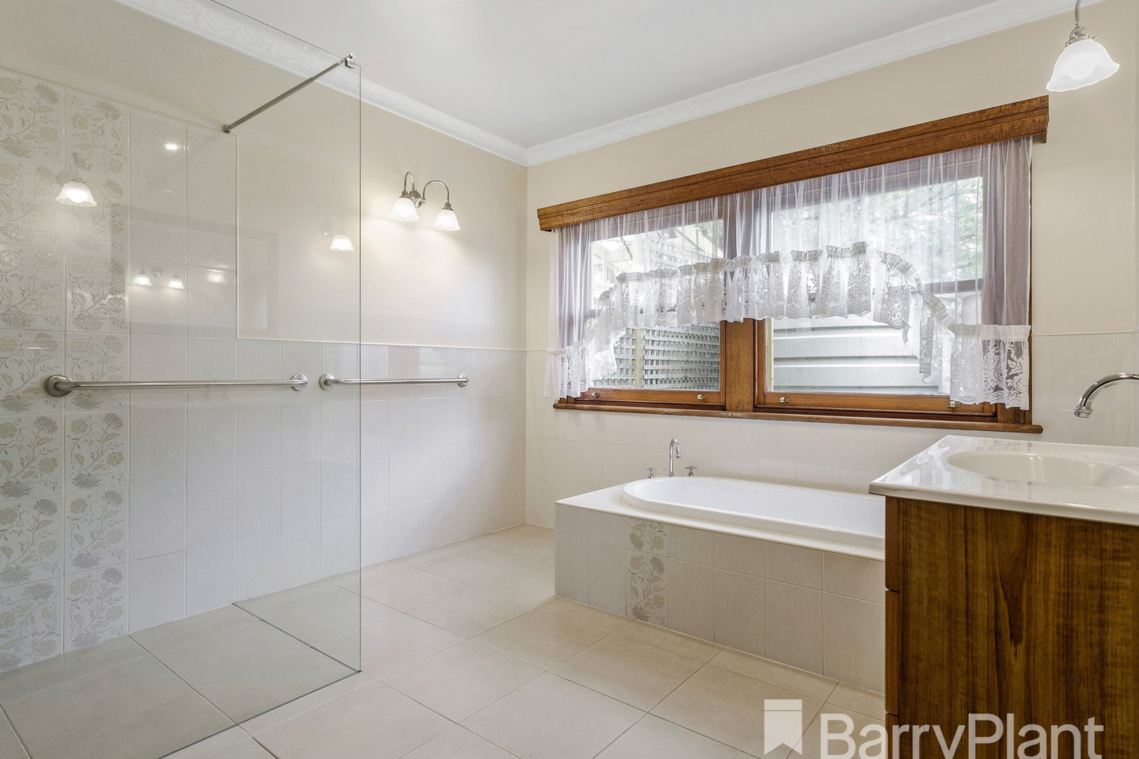18 Albert Street, Maryborough, VIC 3465, Maryborough - Thumbnail 4