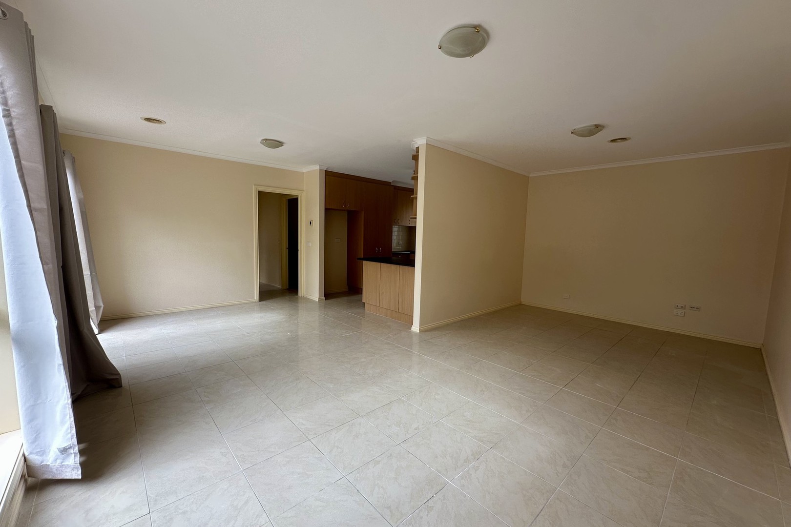 18 Aneta Avenue, Hillside, VIC 3037 - Thumbnail 2 - 22/04/2025