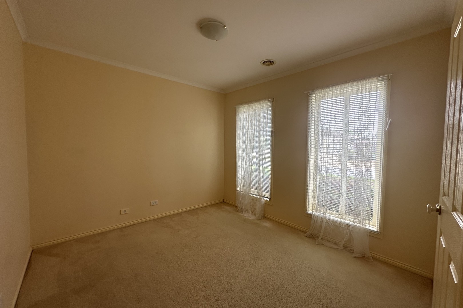 18 Aneta Avenue, Hillside, VIC 3037, Hillside - Thumbnail 4