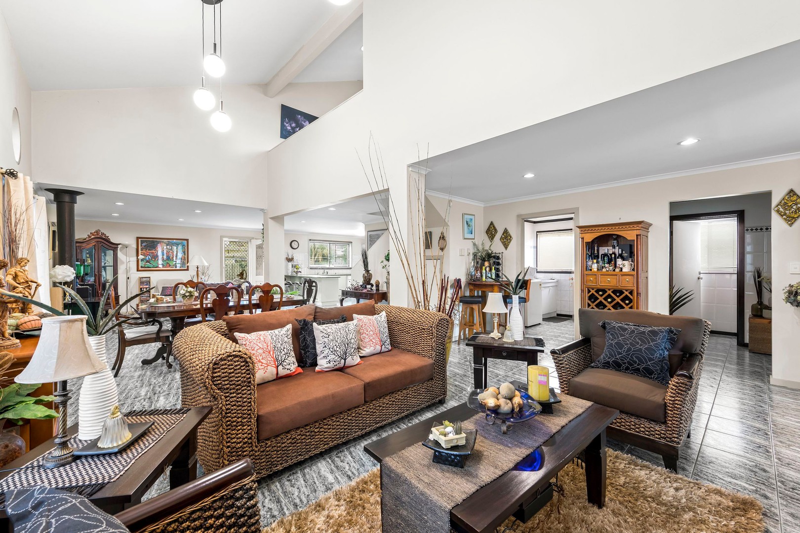 18 Armstrong Close, Keilor East, VIC 3033, Keilor East - Thumbnail 2