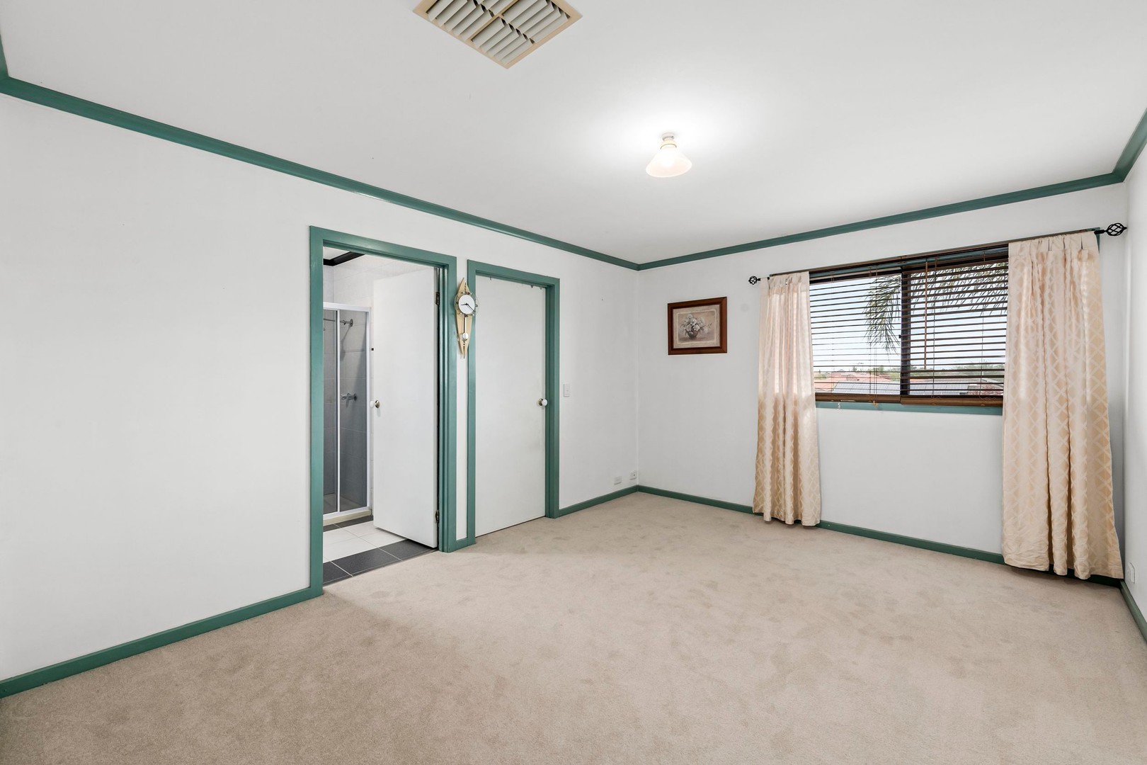 18 Armstrong Close, Keilor East, VIC 3033, Keilor East - Thumbnail 7