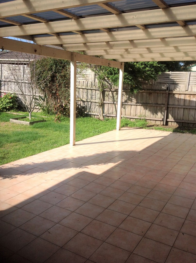 18 Balmaceda Court, Berwick, VIC 3806, Berwick - Thumbnail 6