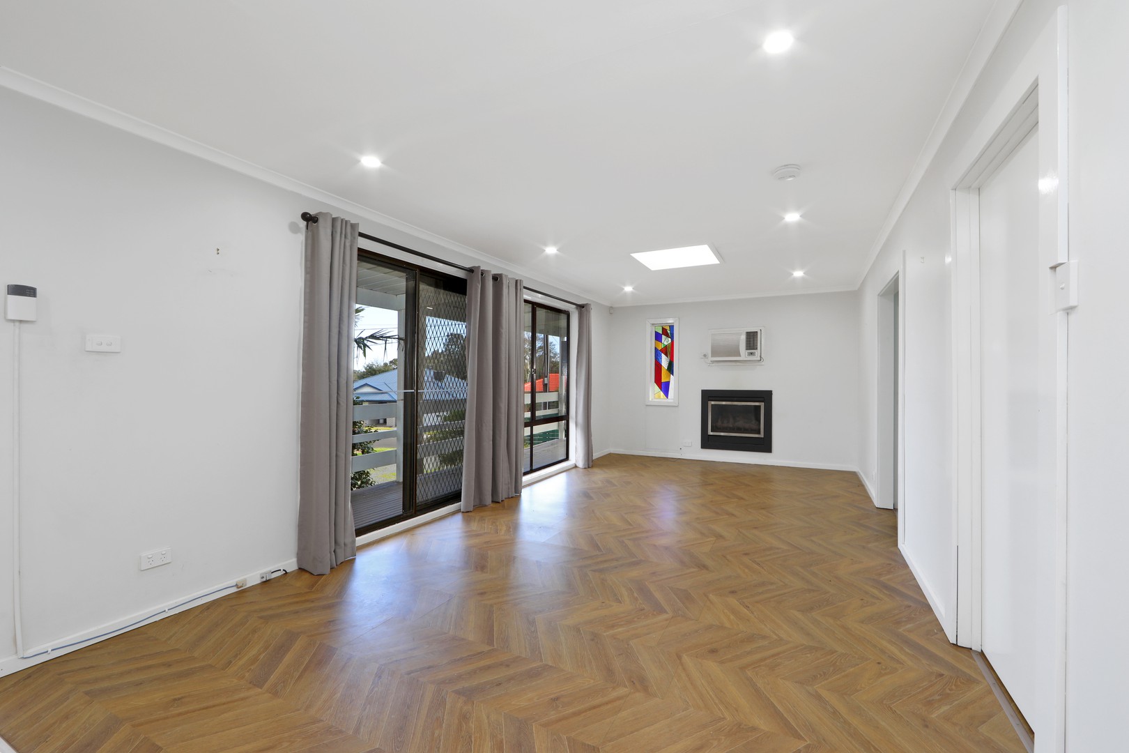 18 Bareena  Avenue, Rowville, VIC 3178 - Thumbnail 1 - 06/09/2023