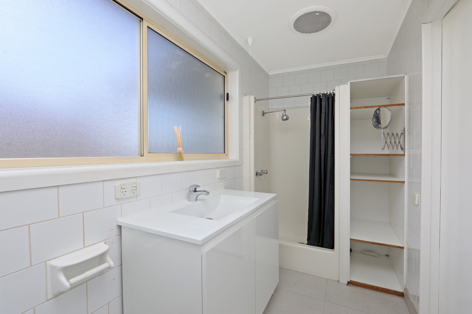 18 Bareena  Avenue, Rowville, VIC 3178, Rowville - Thumbnail 5