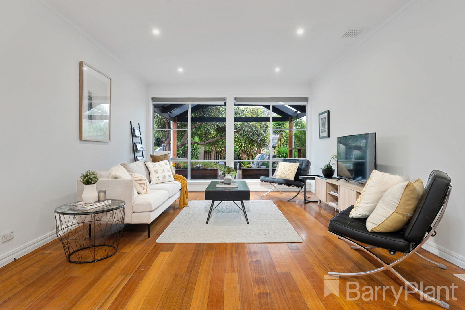 18 Barry Street, Watsonia, VIC 3087, Watsonia - Thumbnail 2