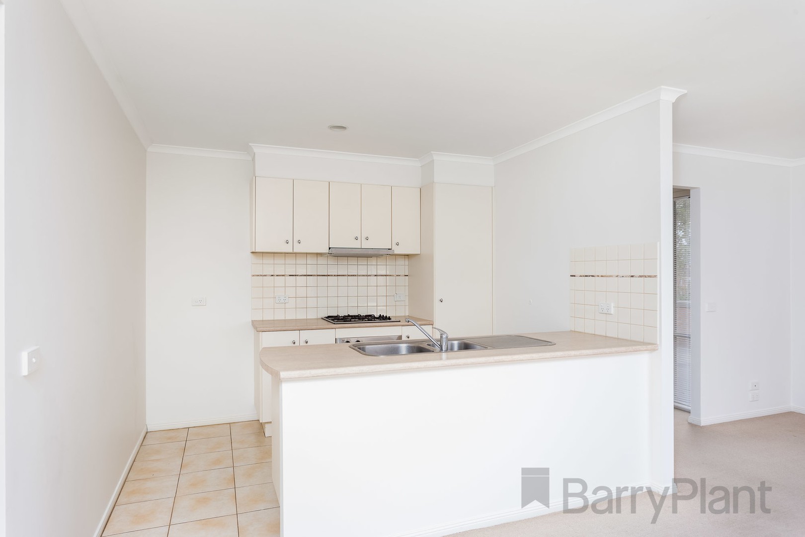 18 Beveridge Court, Point Cook, VIC 3030, Point Cook - Thumbnail 2