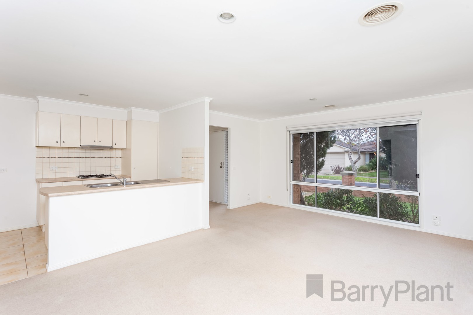 18 Beveridge Court, Point Cook, VIC 3030, Point Cook - Thumbnail 4