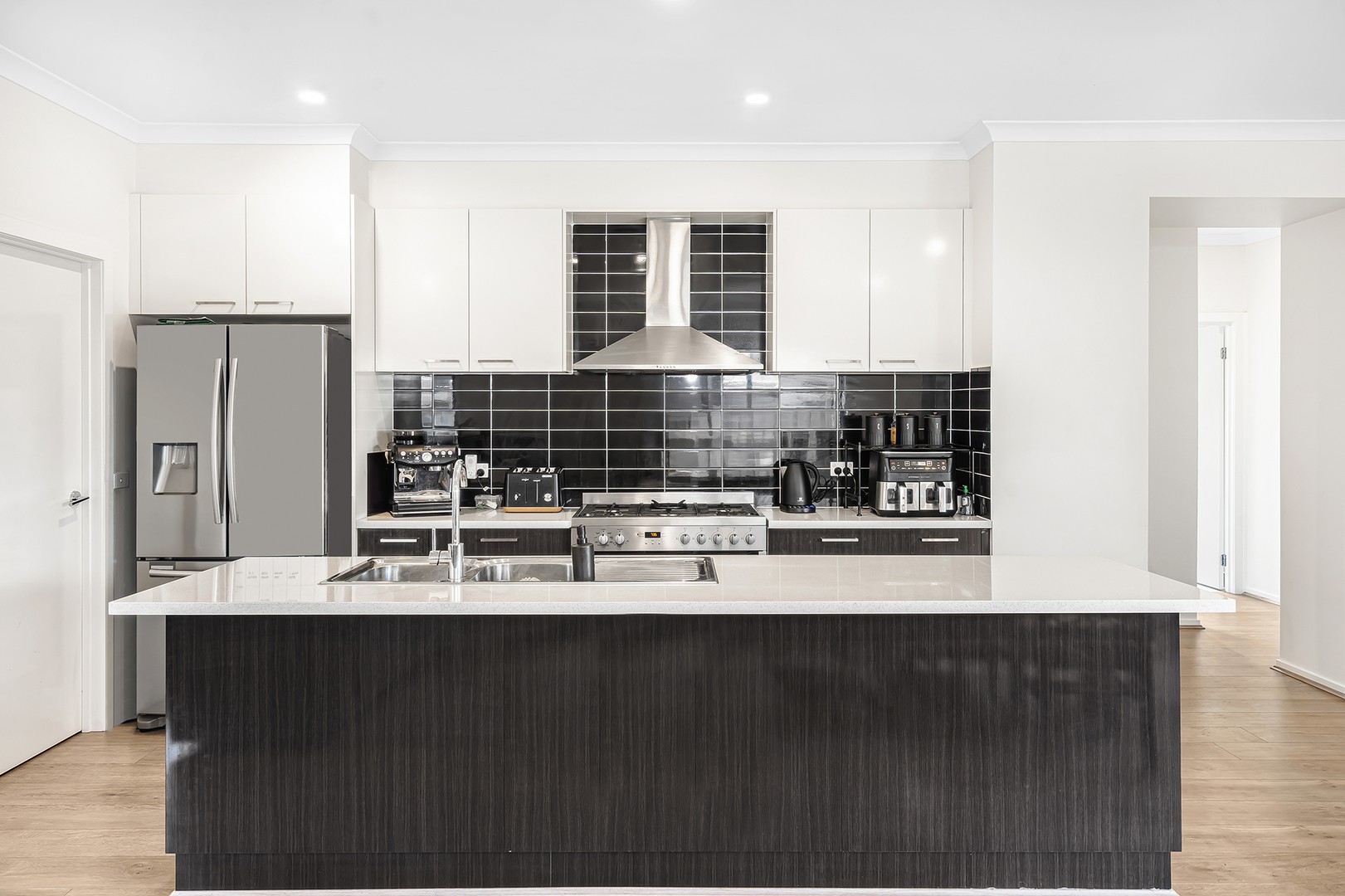 18 Birkdale Way, Weir Views, VIC 3338, Weir Views - Thumbnail 4