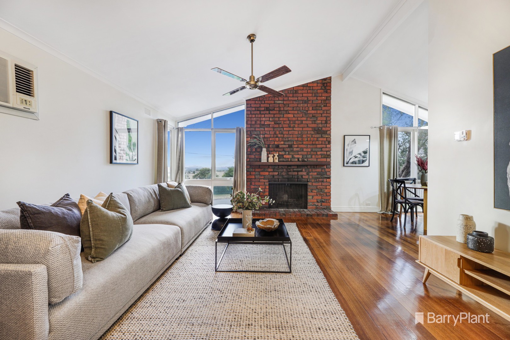 18 Blackfriars Lane, Chirnside Park, VIC 3116, Chirnside Park - Thumbnail 2