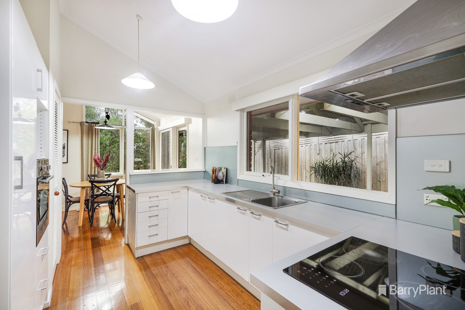 18 Blackfriars Lane, Chirnside Park, VIC 3116, Chirnside Park - Thumbnail 3