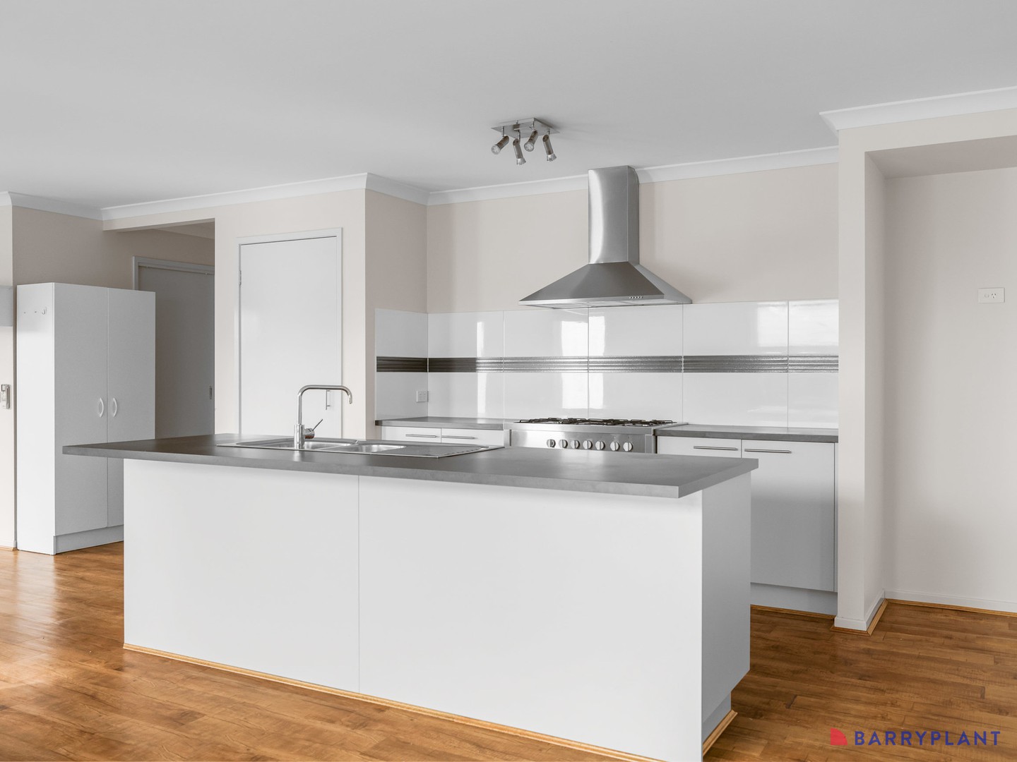 18 Blossom Road, Cowes, VIC 3922, Cowes - Thumbnail 3