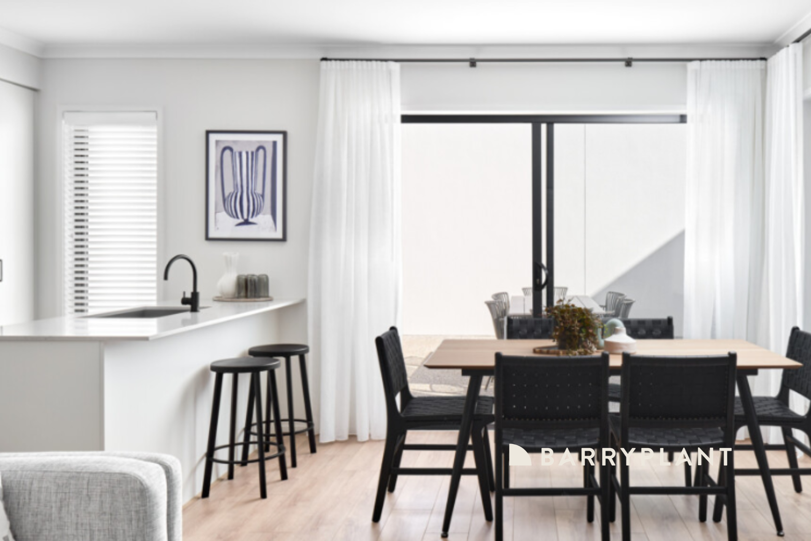 18 Bondi Walk, Berwick, VIC 3806 - Thumbnail 2 - 17/06/2026