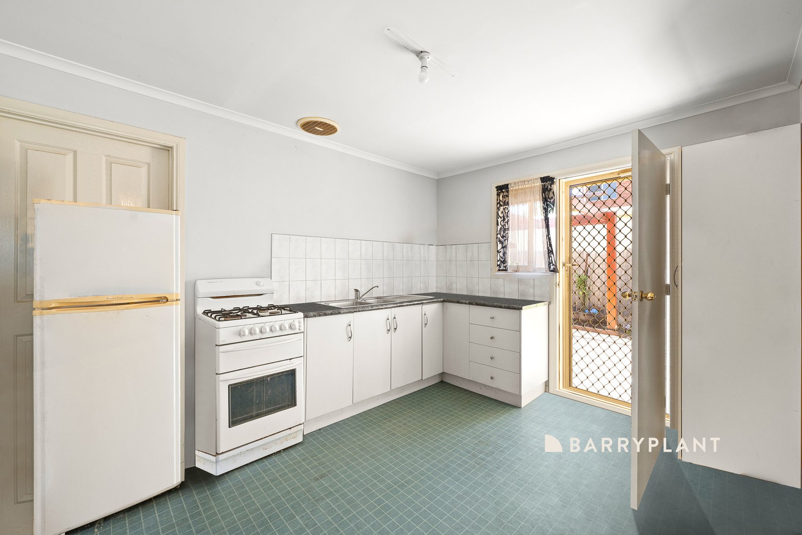 18 Bounty Way, Berwick, VIC 3806, Berwick - Thumbnail 3