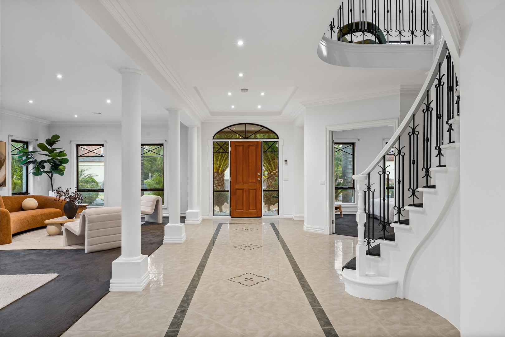 18 Cambridge Crescent, Taylors Lakes, VIC 3038 - Thumbnail 2 - 16/01/2026