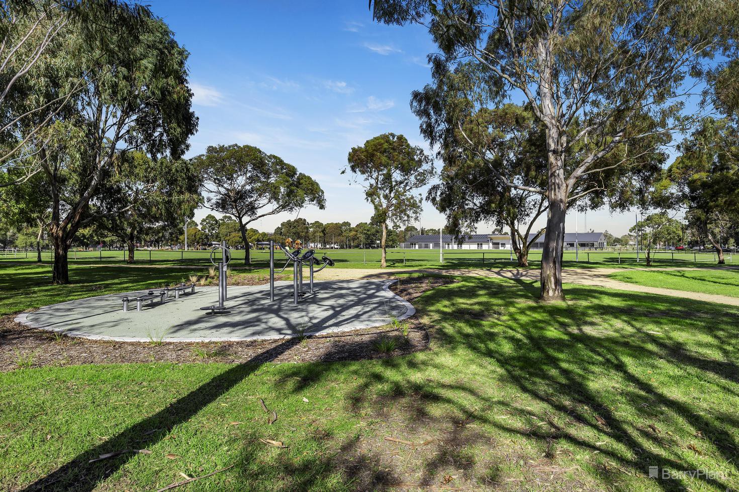 18 Carlyle Crescent, Bellfield, VIC 3081, Bellfield - Thumbnail 7