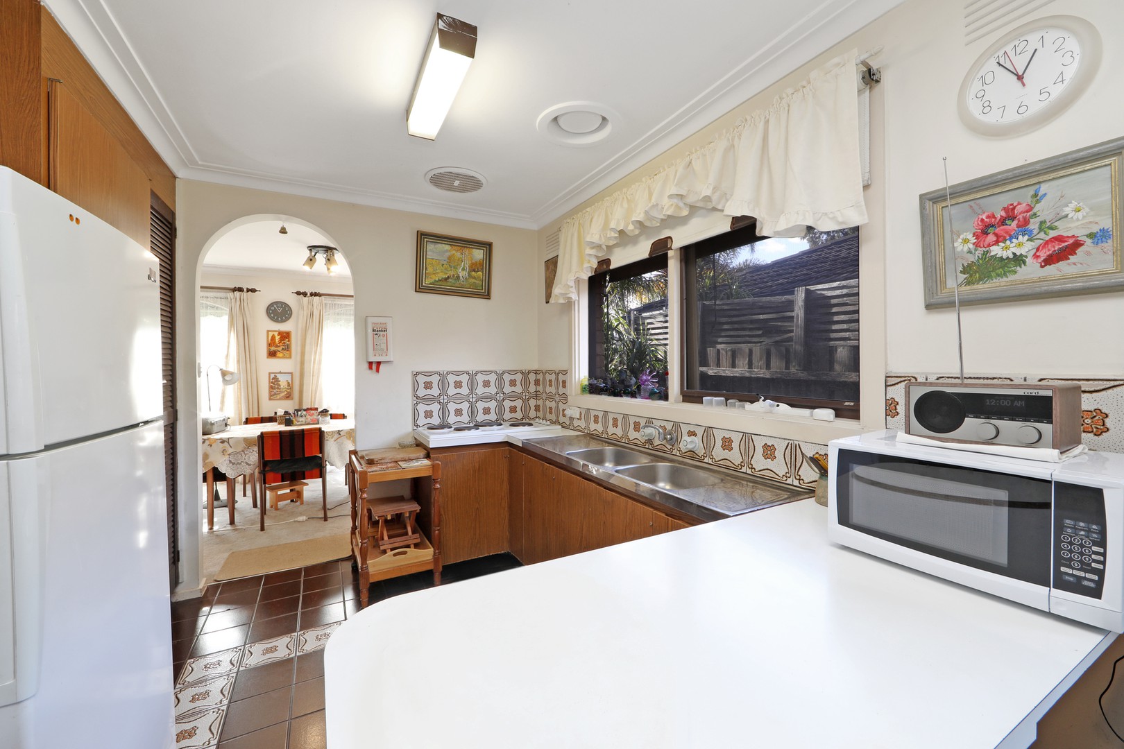 18 Carol Street, Scoresby, VIC 3179 - Thumbnail 2 - 12/03/2024