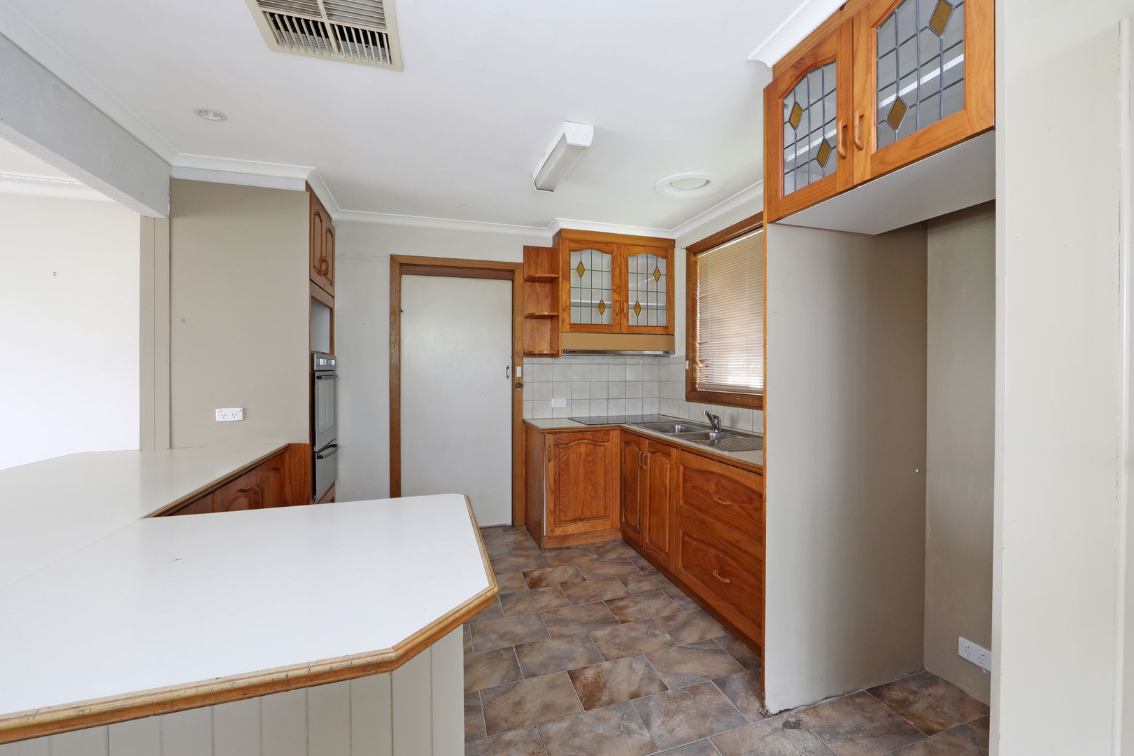 18 Carrara Rd, Rowville, VIC 3178, Rowville - Thumbnail 5