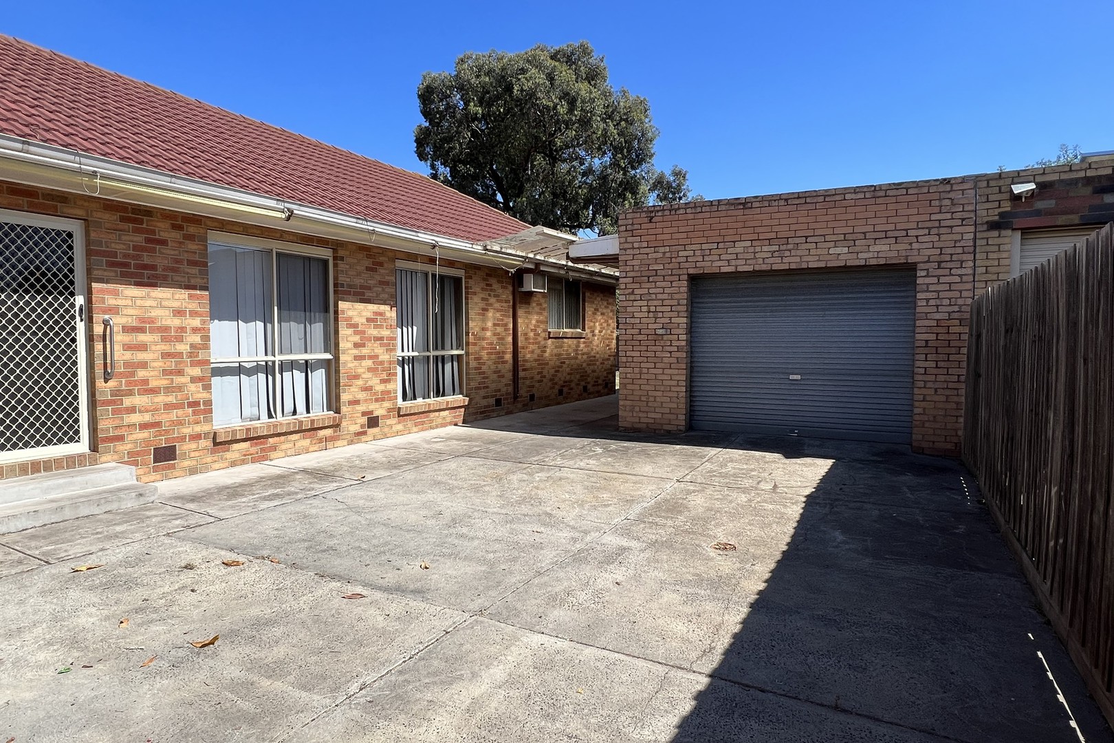 18 Central Avenue, Thomastown, VIC 3074, Thomastown - Thumbnail 2