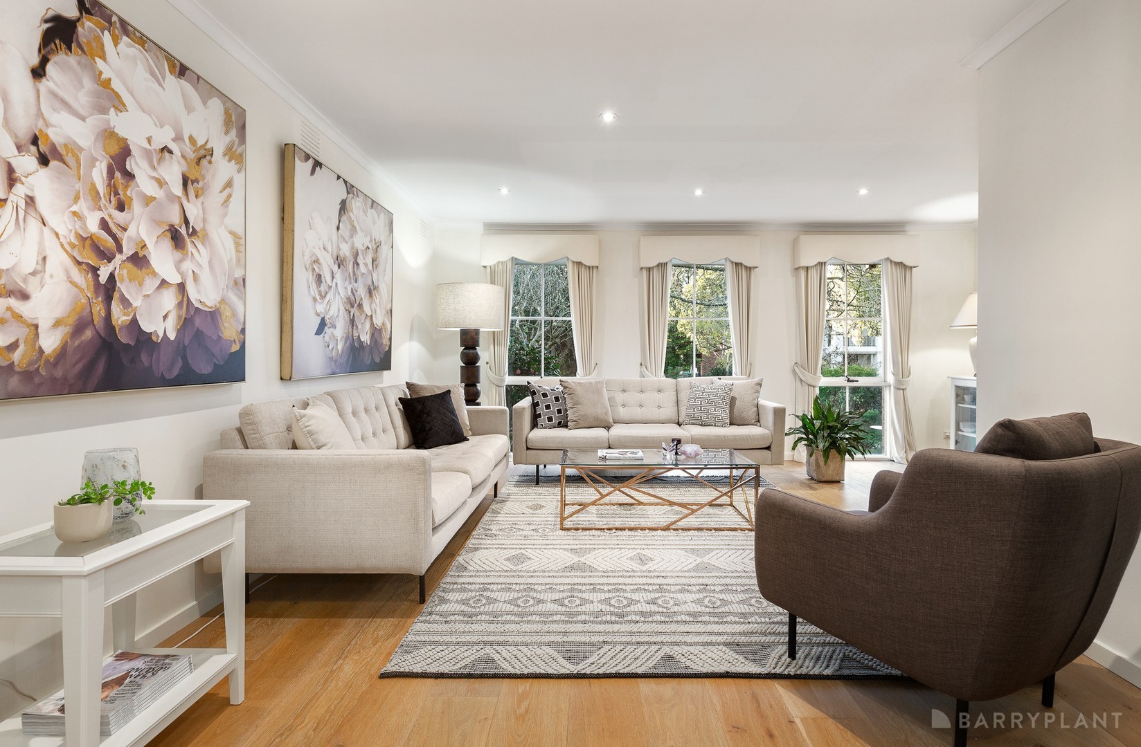 18 Chapman Boulevard, Glen Waverley, VIC 3150, Glen Waverley - Thumbnail 3