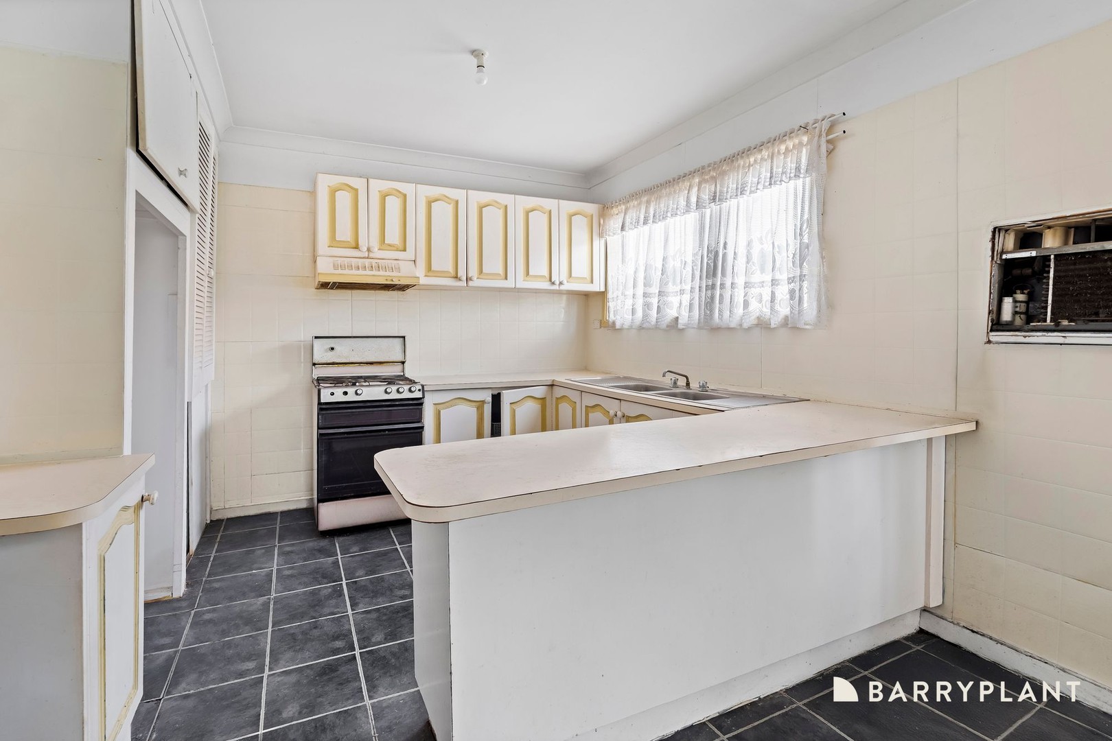 18 Chelsey Street, Ardeer, VIC 3022 - Thumbnail 2 - 26/11/2025