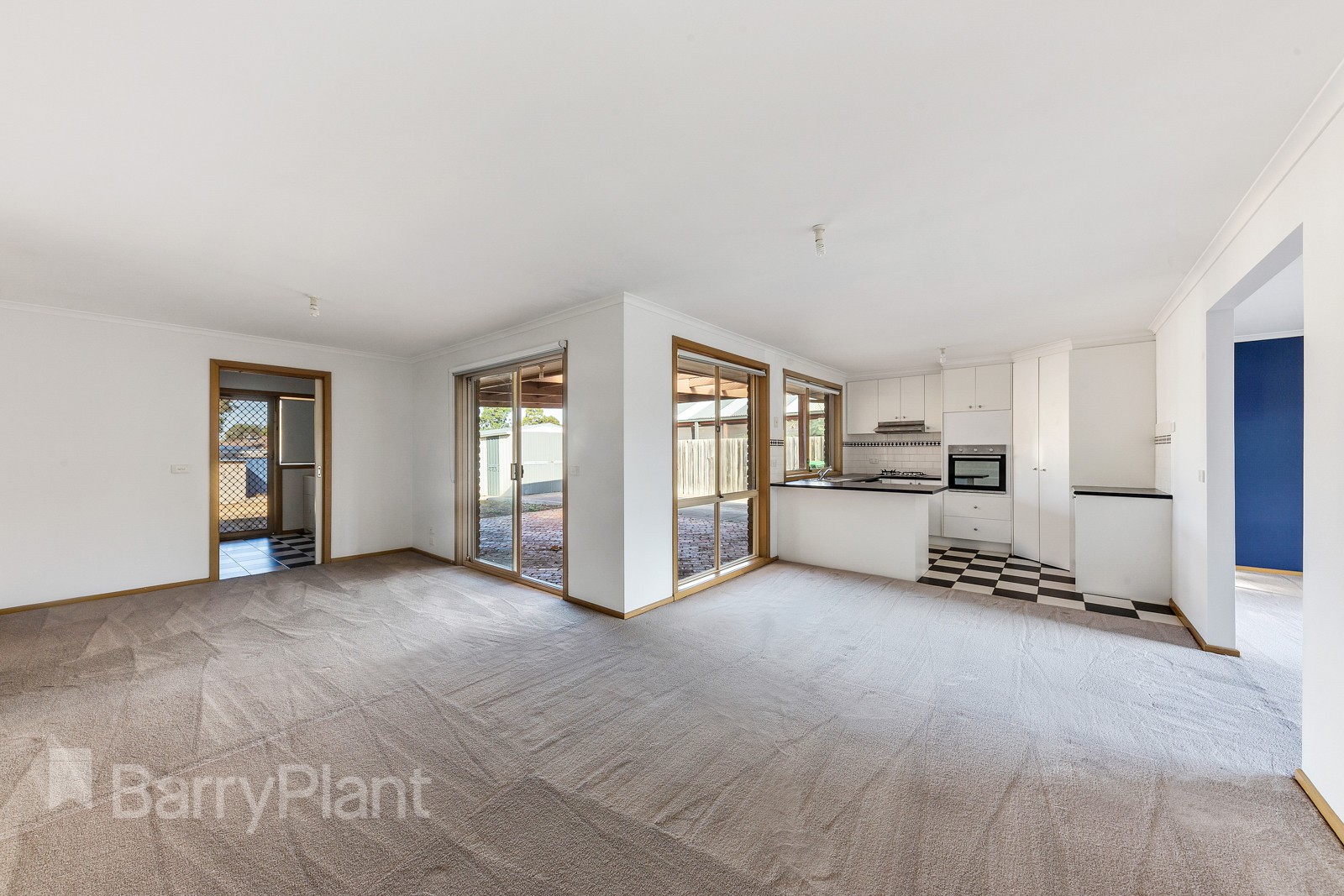 18 Chris Court, Hillside, VIC 3037, Hillside - Thumbnail 2