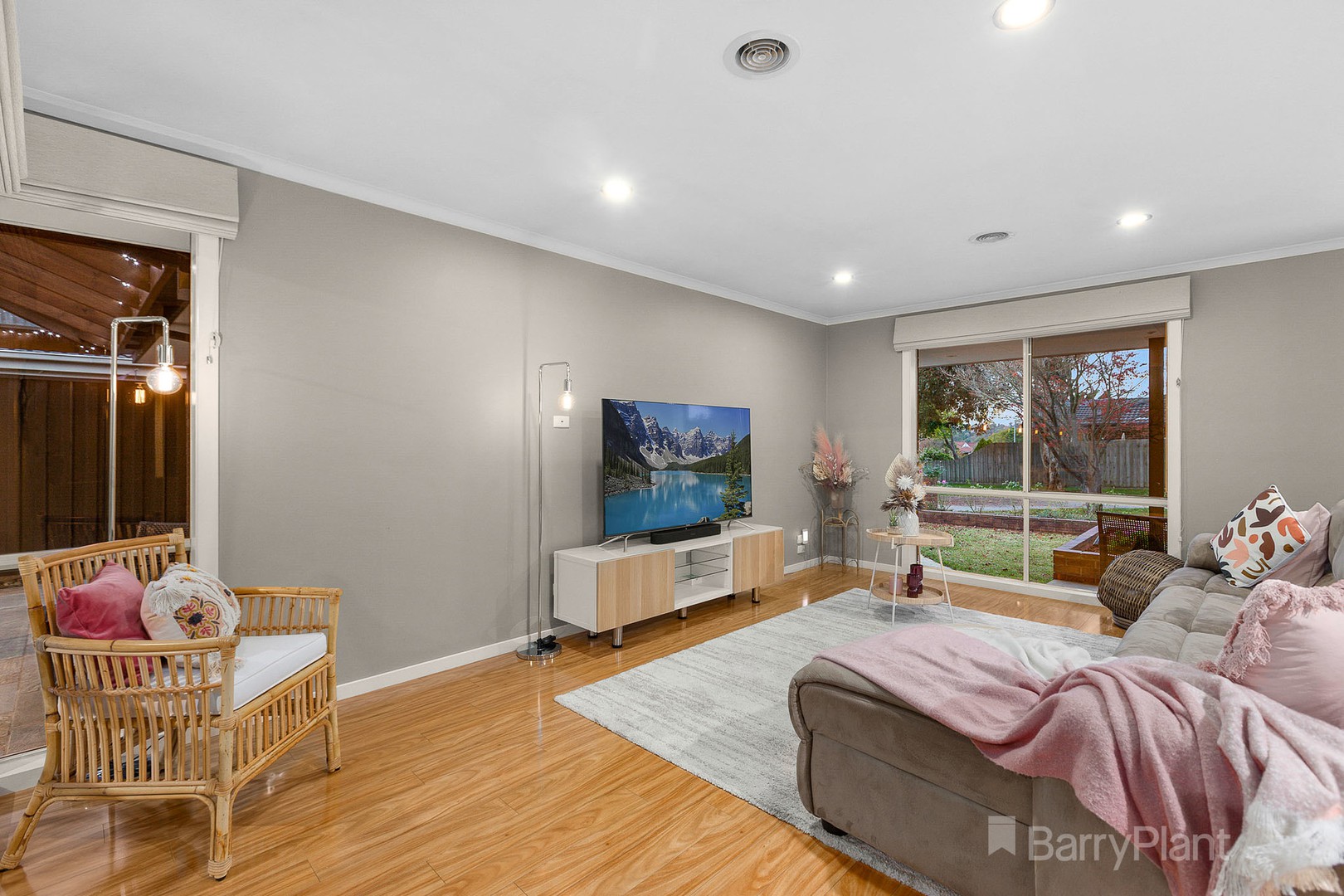 18 Christina Street, Narre Warren, VIC 3805, Narre Warren - Thumbnail 3