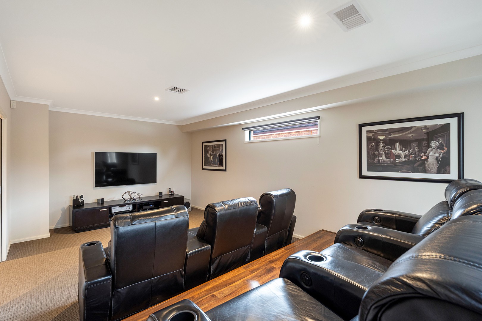 18 Clapham Way, Craigieburn, VIC 3064, Craigieburn - Thumbnail 7