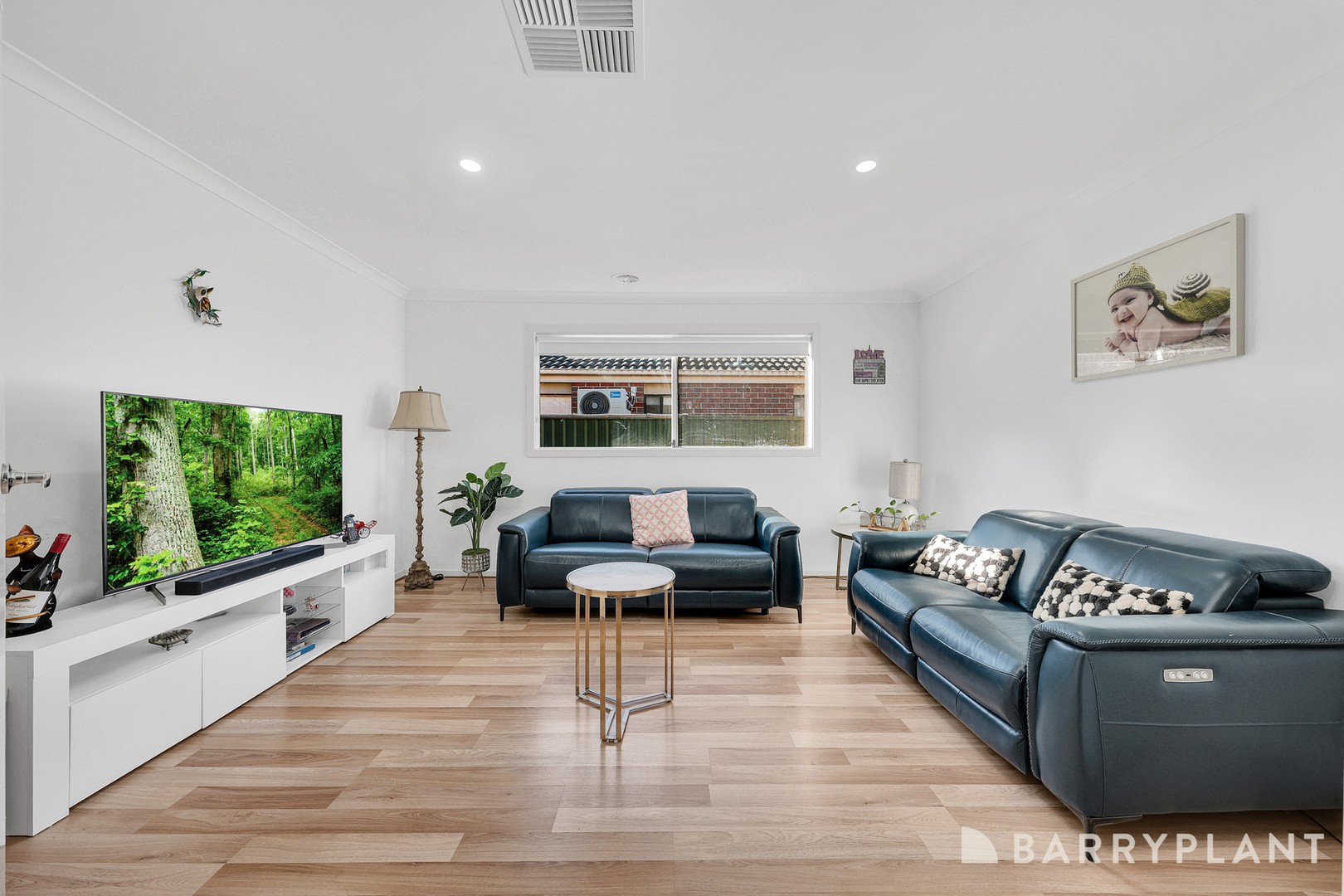 18 Coleridge Way, South Morang, VIC 3752, South Morang - Thumbnail 4