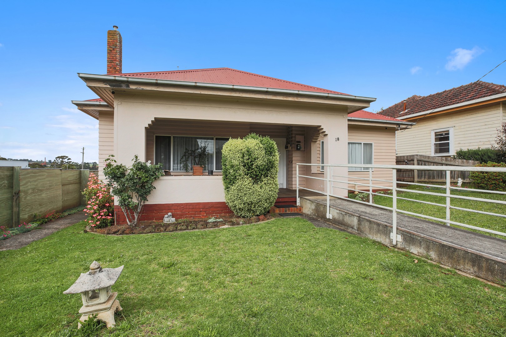 18 Connor Street, Warragul, VIC 3820 - Thumbnail 1 - 22/04/2026