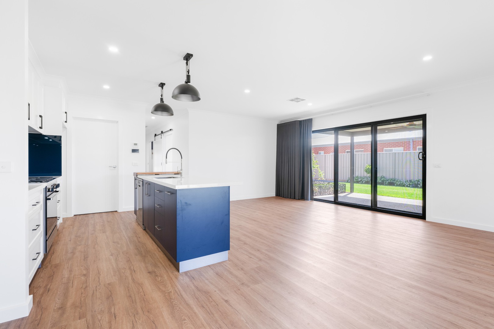 18 Cook Drive, Red Cliffs, VIC 3496, Red Cliffs - Thumbnail 3