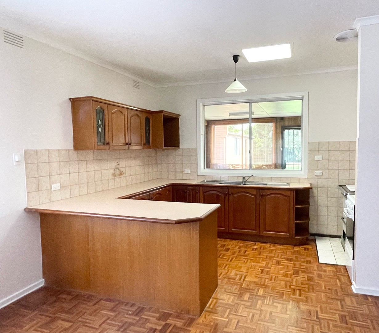 18 Coulstock Street, Epping, VIC 3076, Epping - Thumbnail 2