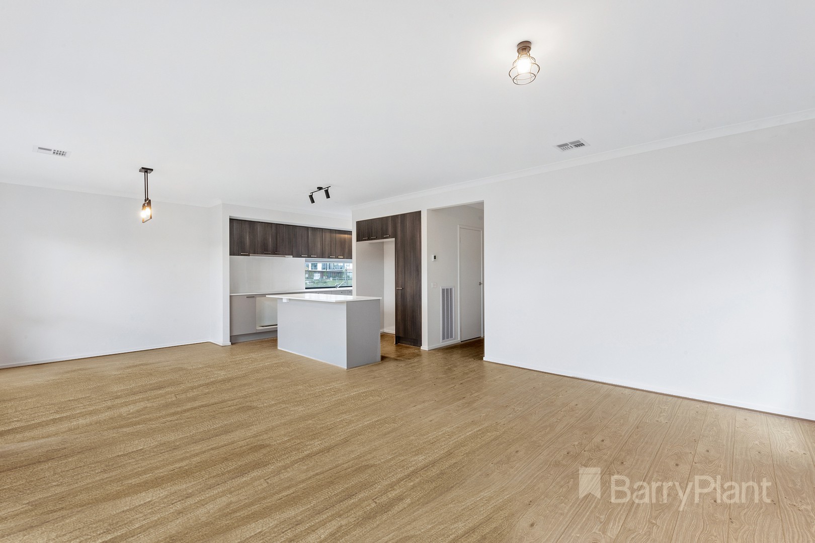 18 Creekside Circuit, Hillside, VIC 3037 - Thumbnail 1 - 17/10/2019