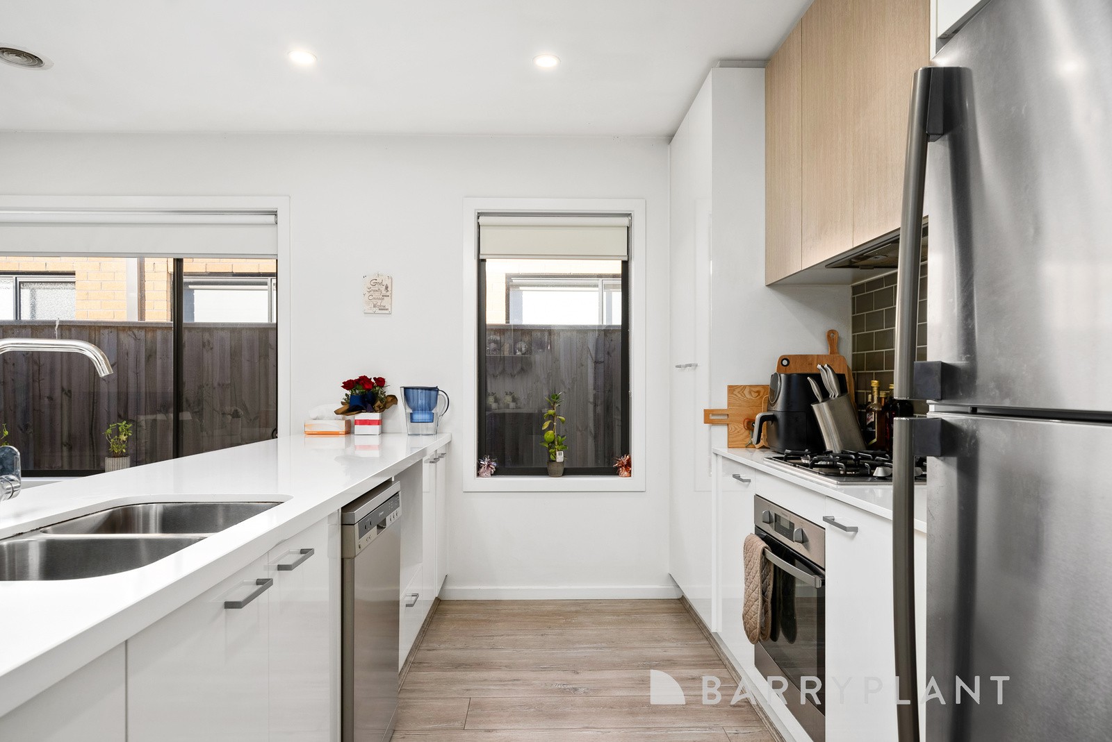 18 Dalveen Drive, Fraser Rise, VIC 3336, Fraser Rise - Thumbnail 7